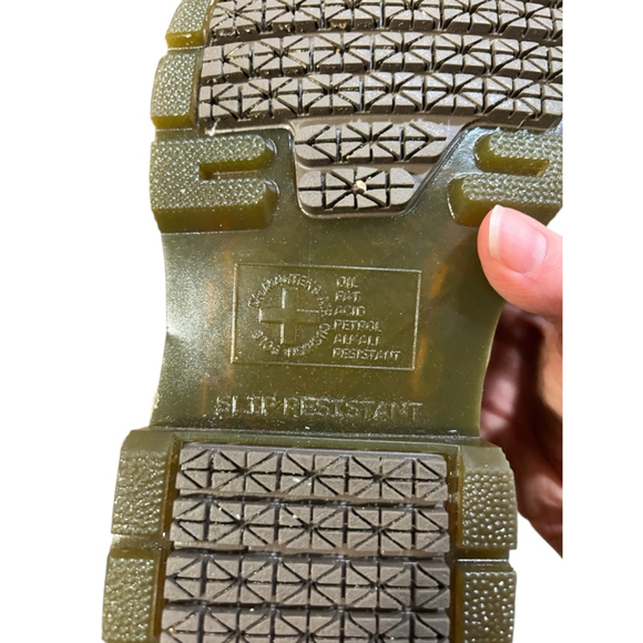 Dr. Martens Black Leather Chelsea Work Boots NWOT (men’s 11 / women’s 12 - Picture 9 of 10